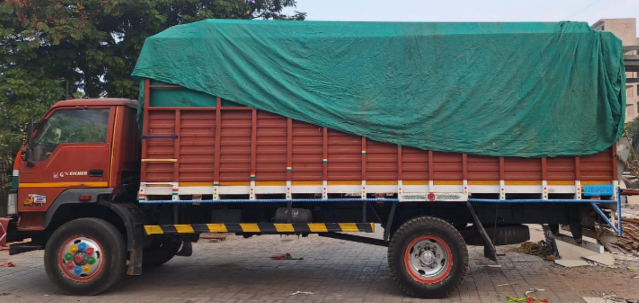 BharatBenz 1617 image 2